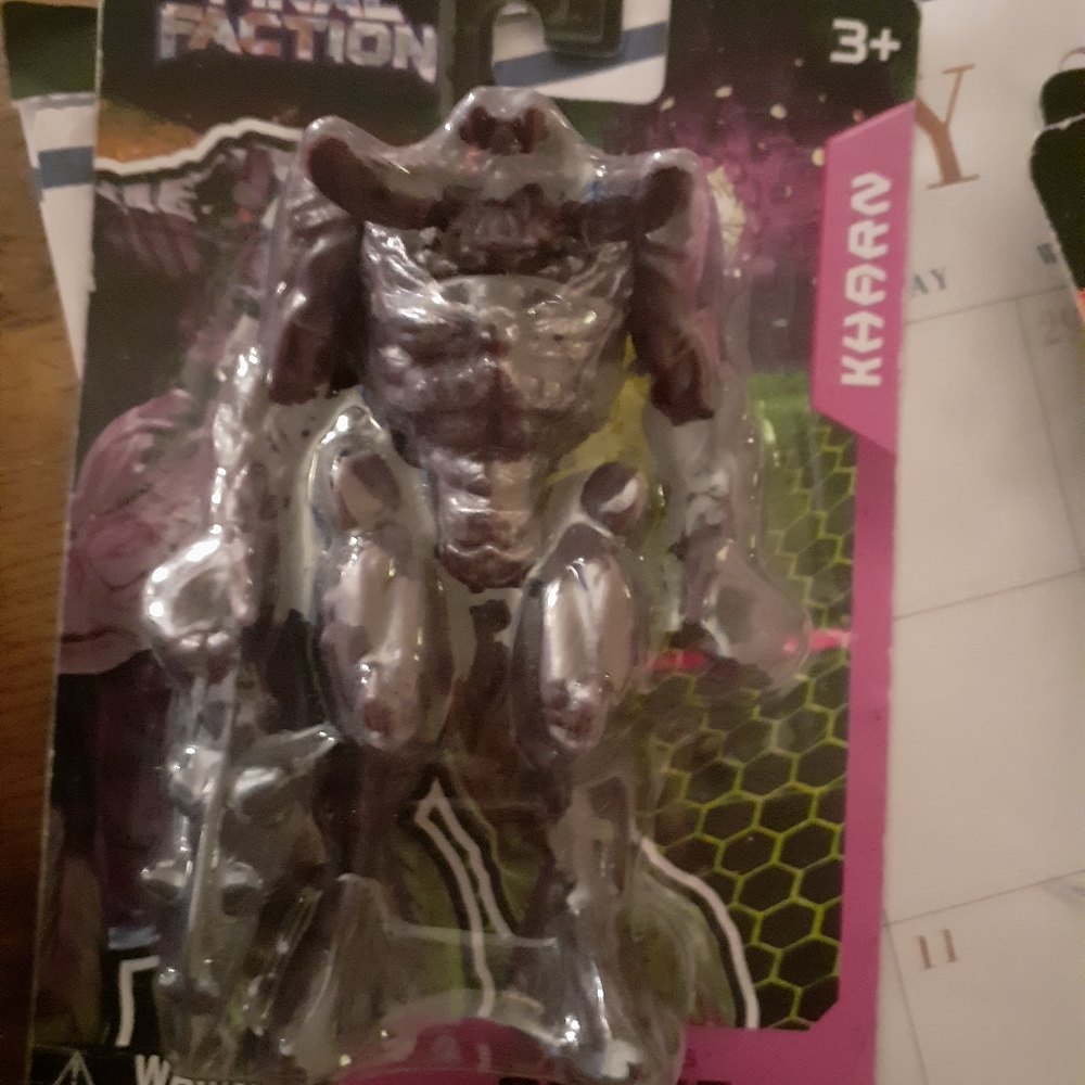 Final Faction Toy bundle